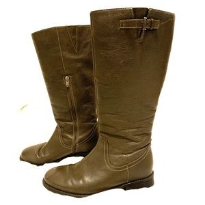 Women’s leather boots, Olive green, size 6.5